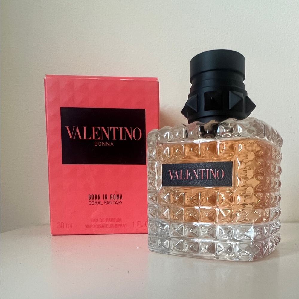 Valentino Donna Born in Roma Coral Fantasy Eau de Parfum - Pink